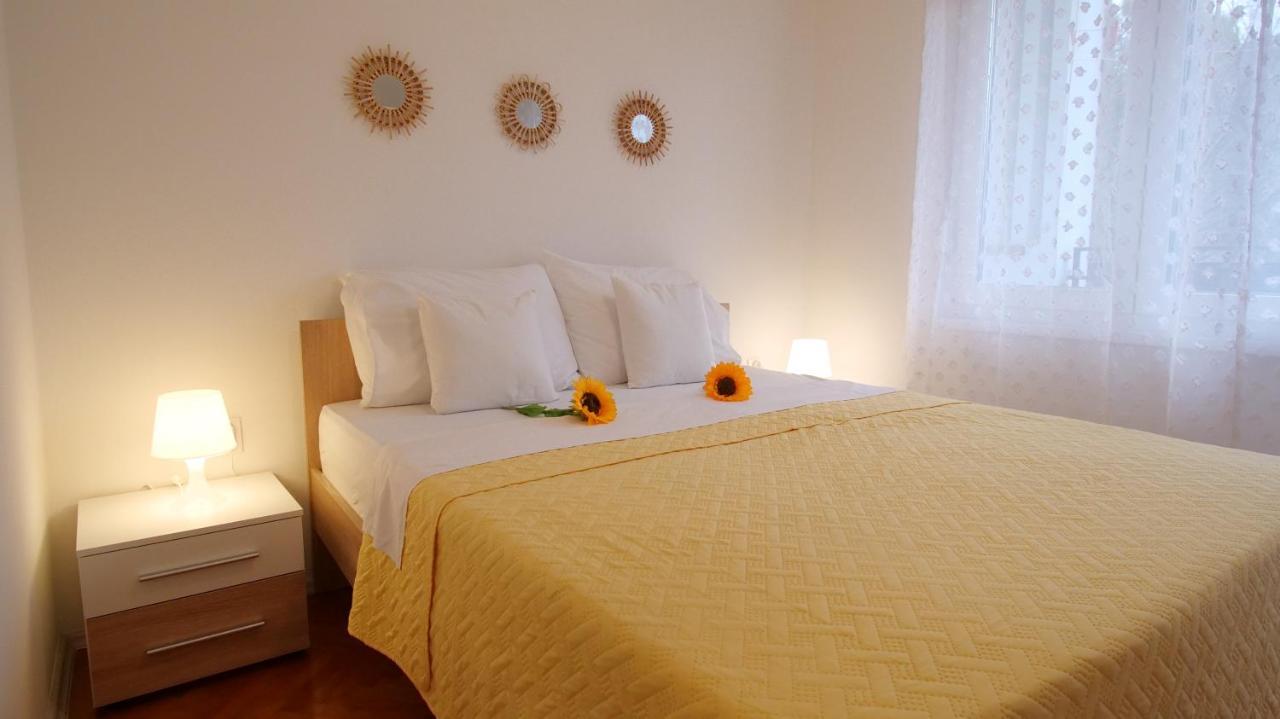 Arena Apartment With 3 Bedrooms In The City Center Пула Экстерьер фото