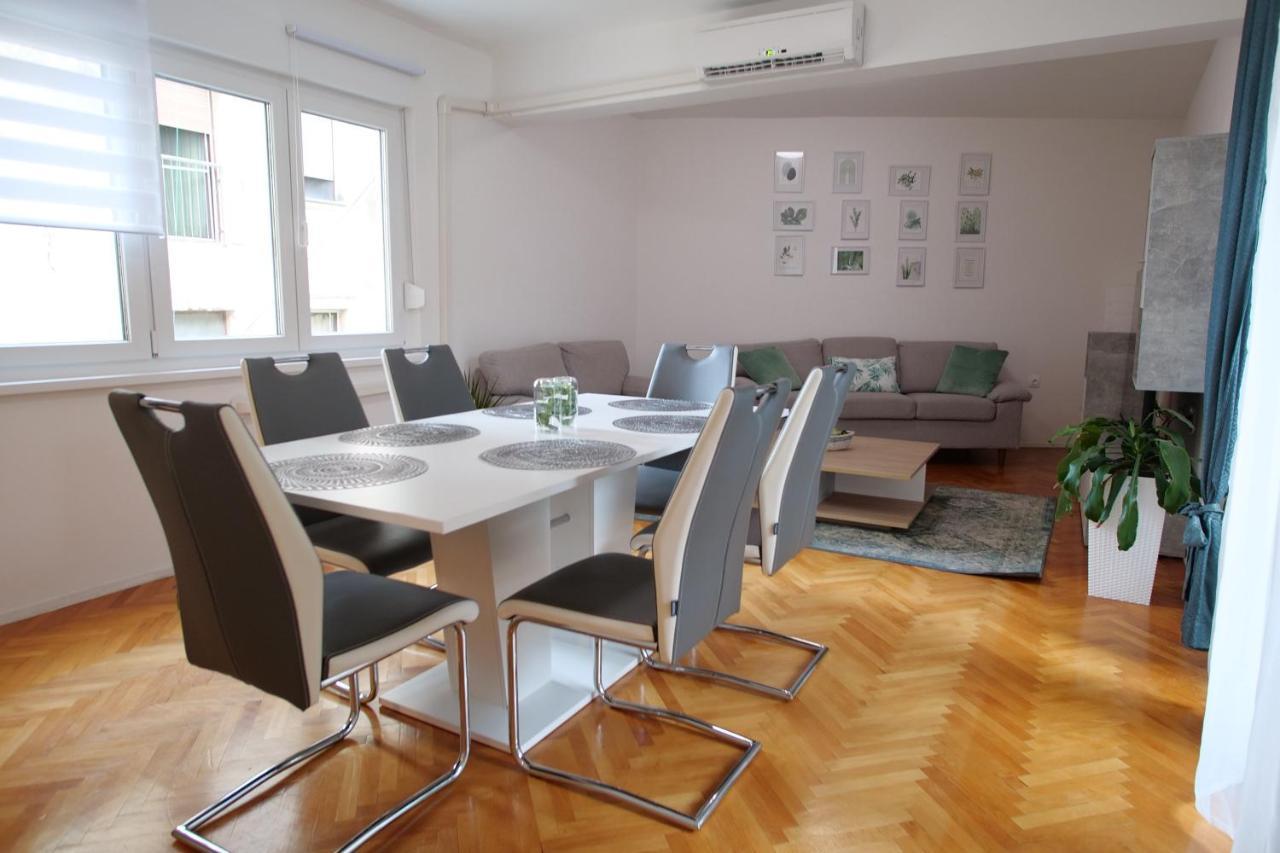 Arena Apartment With 3 Bedrooms In The City Center Пула Экстерьер фото